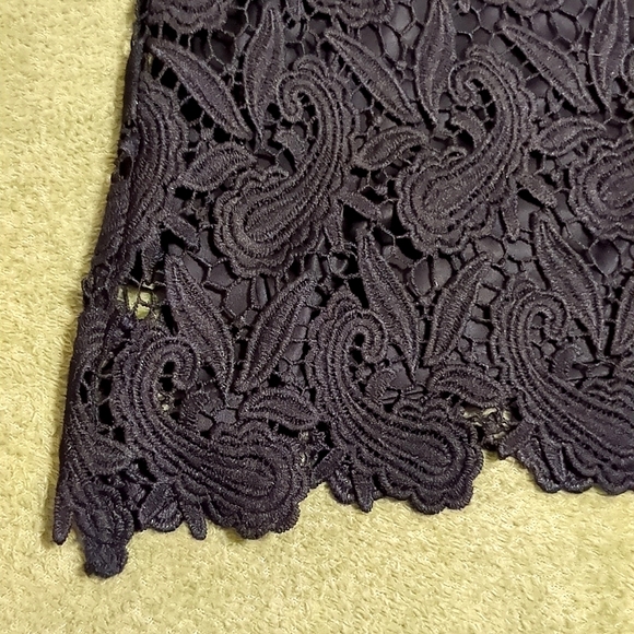 NWT Express Black Lace Scalloped Mini Skirt Size 0 - Picture 3 of 4